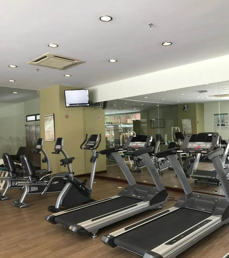 Times Square Residences Kuala Lumpur 4*,